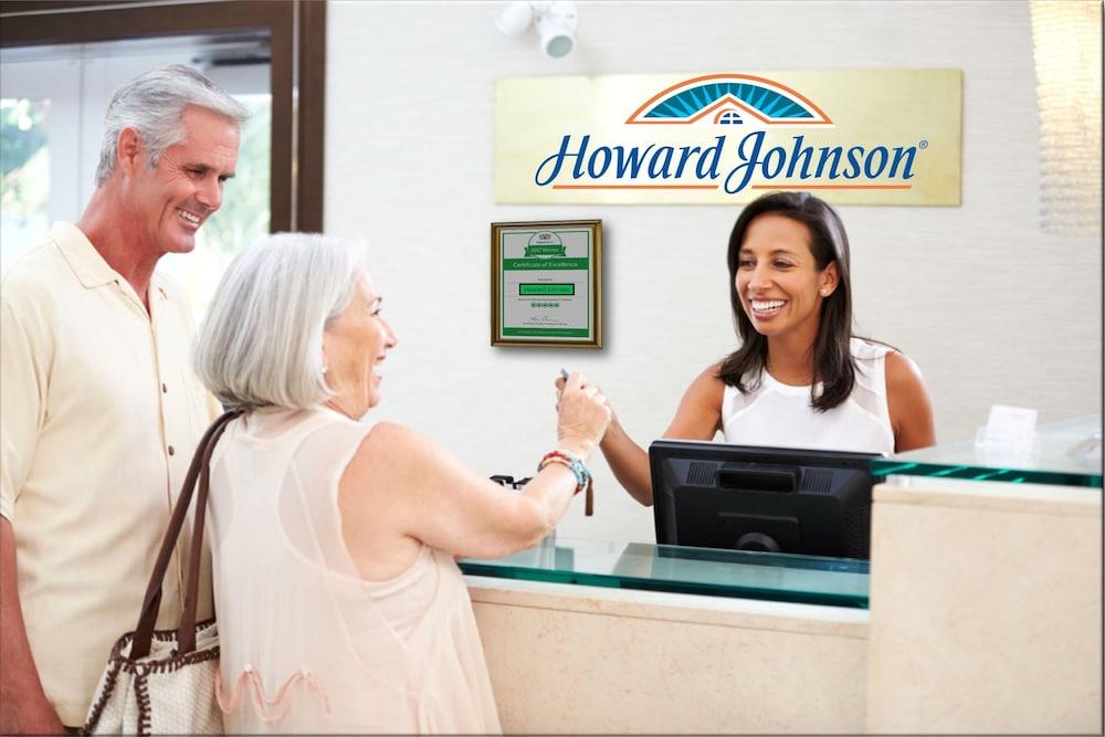 Hotel Howard Johnson By Wyndham Beaufort/Parris Island Esterno foto